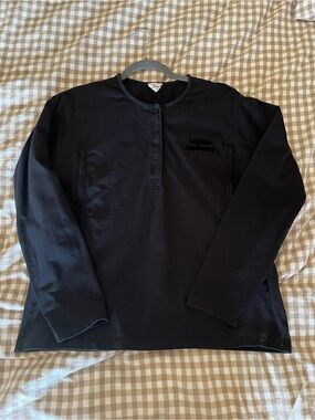 Tajinebanane long sleeve Henley breastfeeding top